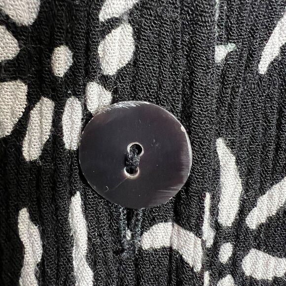 Buster N Bogi Dress 0X Black White Batik Button Front Sleeveless Flowy Floral - Picture 8 of 15